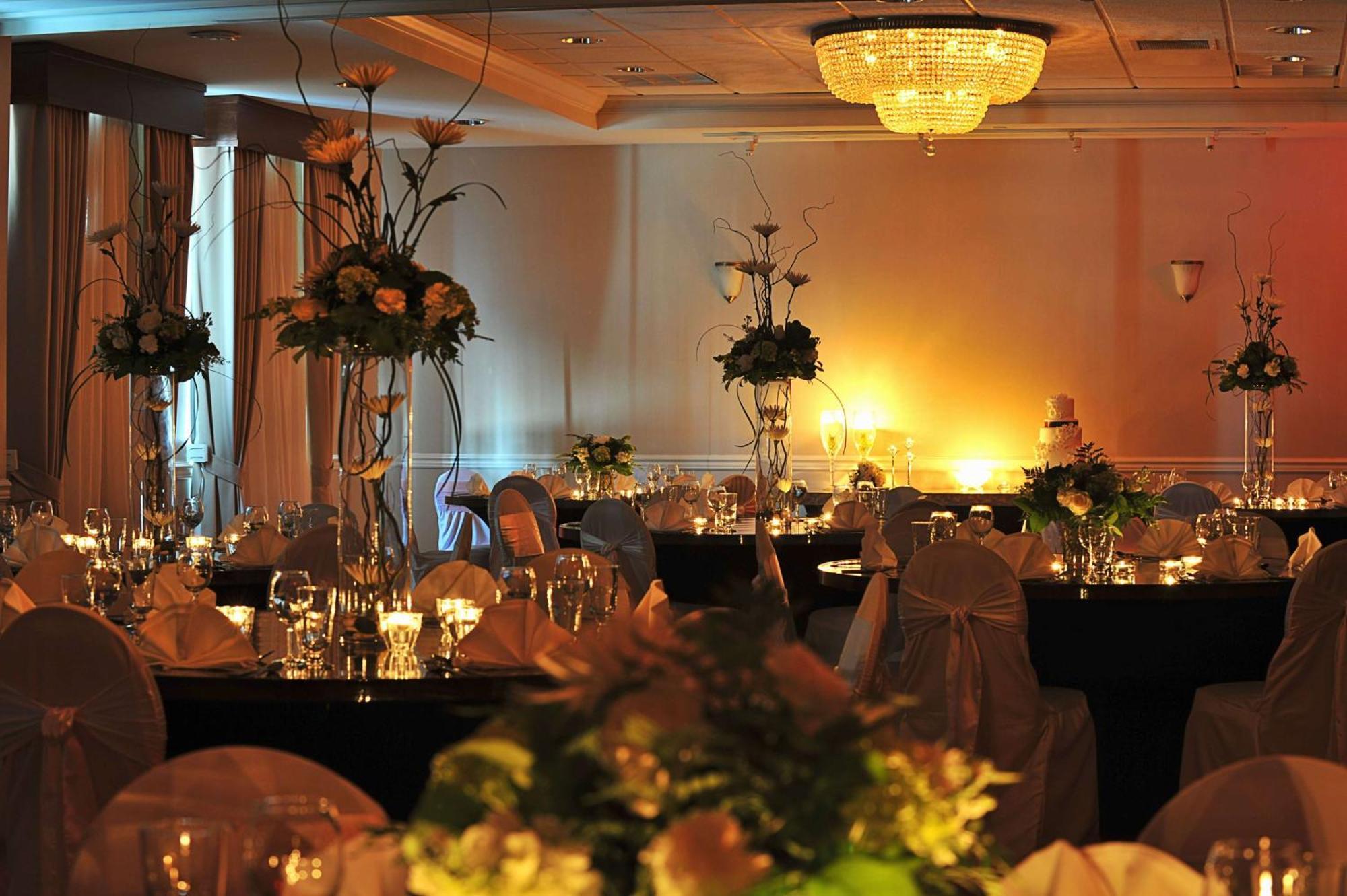 Hilton Garden Inn Virginia Beach Town Center Bagian luar foto